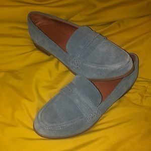 Women’s dress shoes